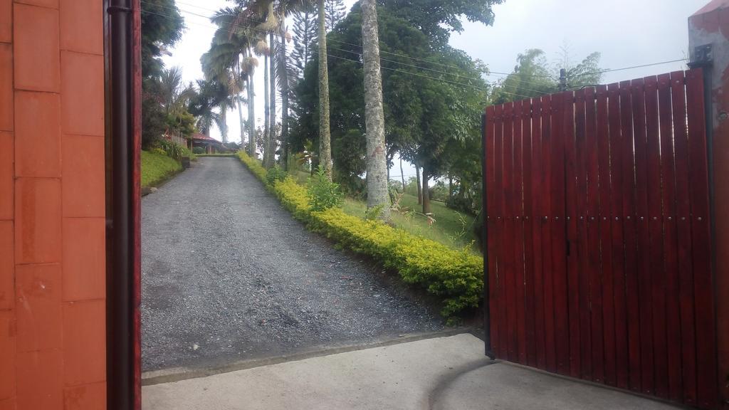 Hostal La Sultana Santa Rosa de Cabal Ngoại thất bức ảnh