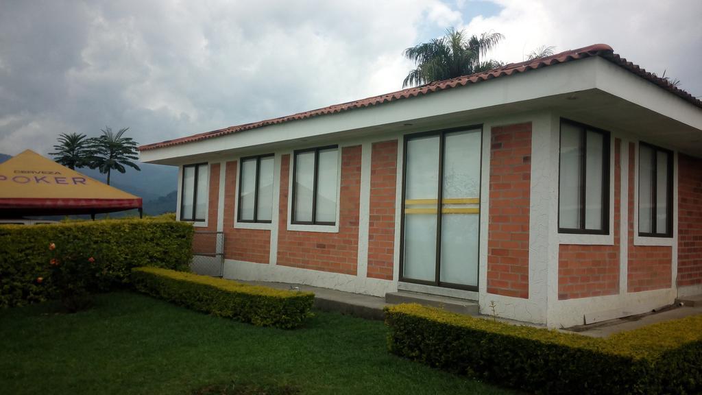 Hostal La Sultana Santa Rosa de Cabal Ngoại thất bức ảnh