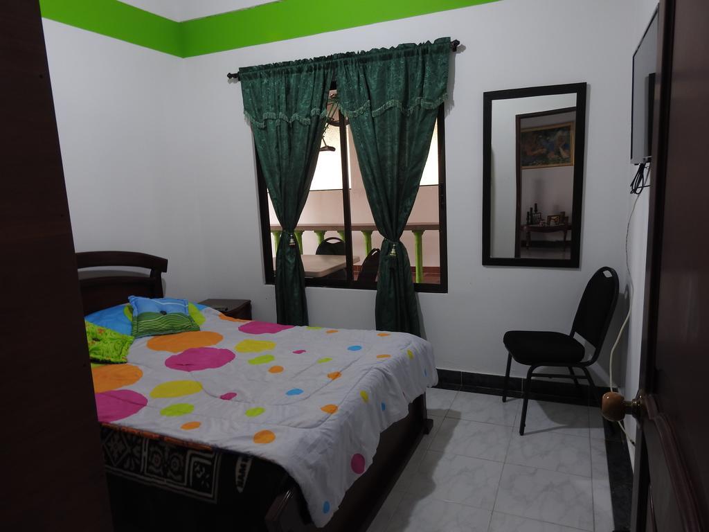 Hostal La Sultana Santa Rosa de Cabal Ngoại thất bức ảnh