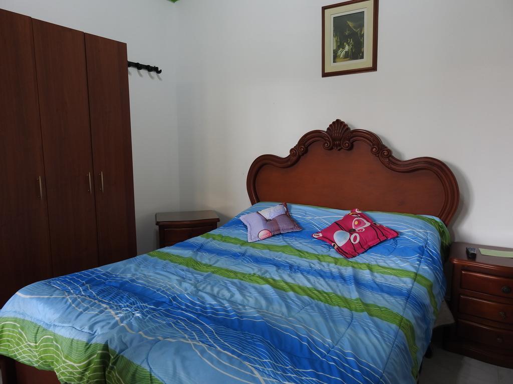 Hostal La Sultana Santa Rosa de Cabal Ngoại thất bức ảnh