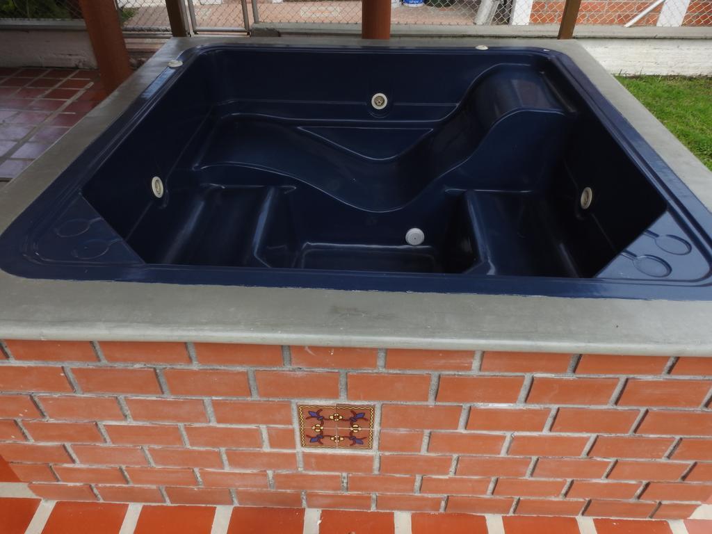Hostal La Sultana Santa Rosa de Cabal Ngoại thất bức ảnh